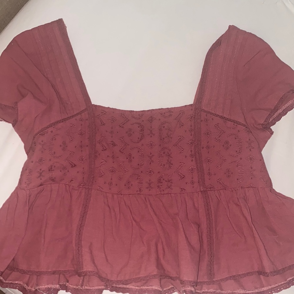 American Eagle top
